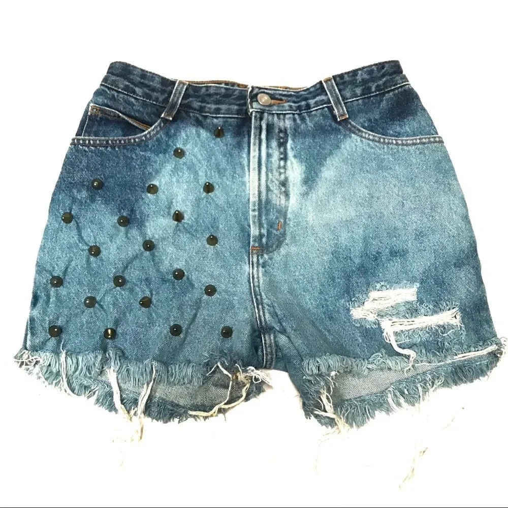 Re-purposed Bongo vintage baggy hi rise light wash denim jean shorts L‎